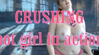 crushing – hot girl in action